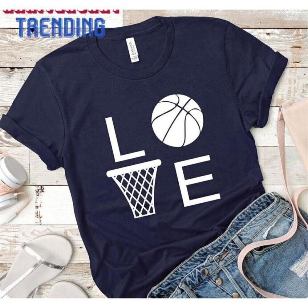 Basketball Mom Player Gift Classic Retro Sports Fan Cozy Outfit Unisex T-Shirt
